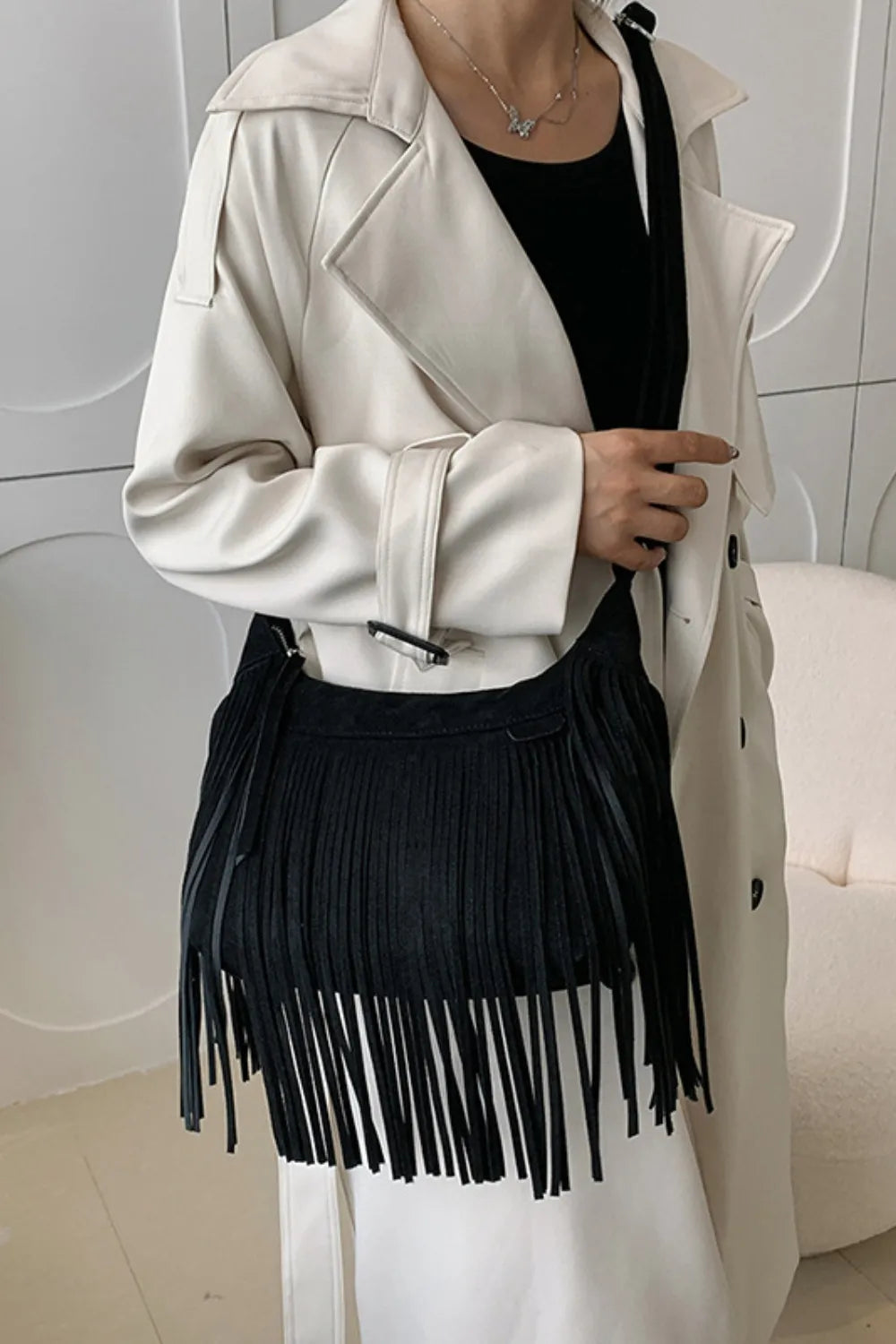 Yvanel – Sienna Fringe Shoulder Bag