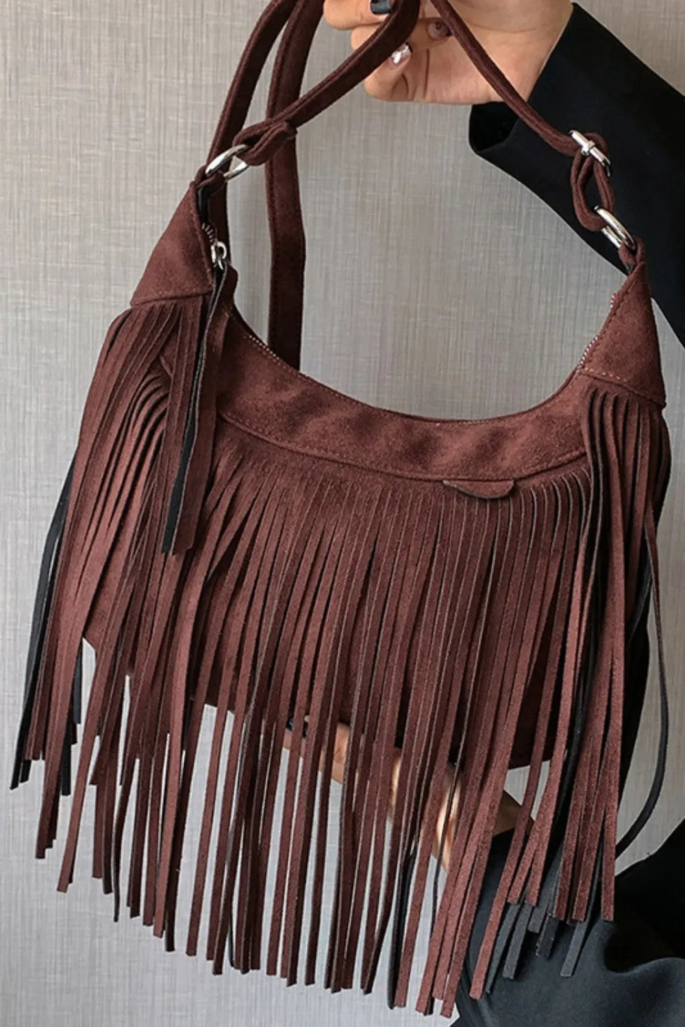 Yvanel – Sienna Fringe Shoulder Bag
